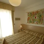 Seaview Delight - 2 Bedroom In Apartment *